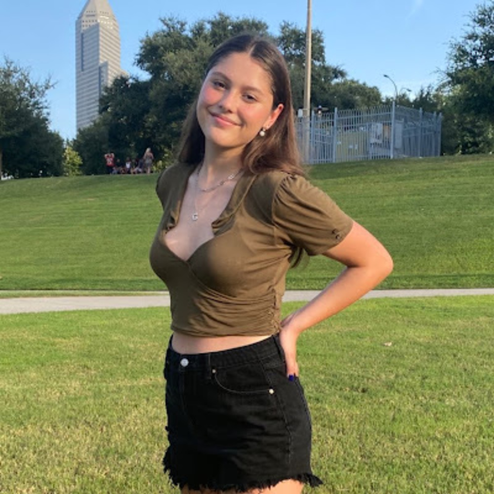 Meet your Posher, Gaby